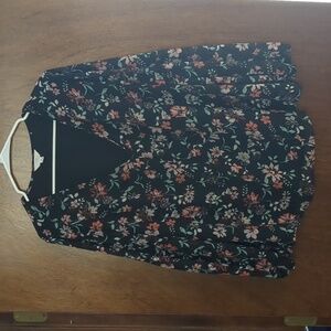 Time and Tru Black Floral V-Neck Blouse Women's XL Black Floral